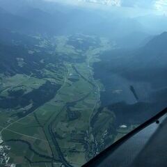 Verortung via Georeferenzierung der Kamera: Aufgenommen in der Nähe von Stainach-Pürgg, Österreich in 3000 Meter